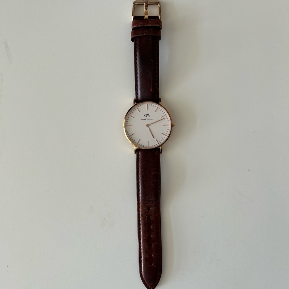 Women’s DW Daniel Wellington Petite St Mawes Rose Gold Watch.